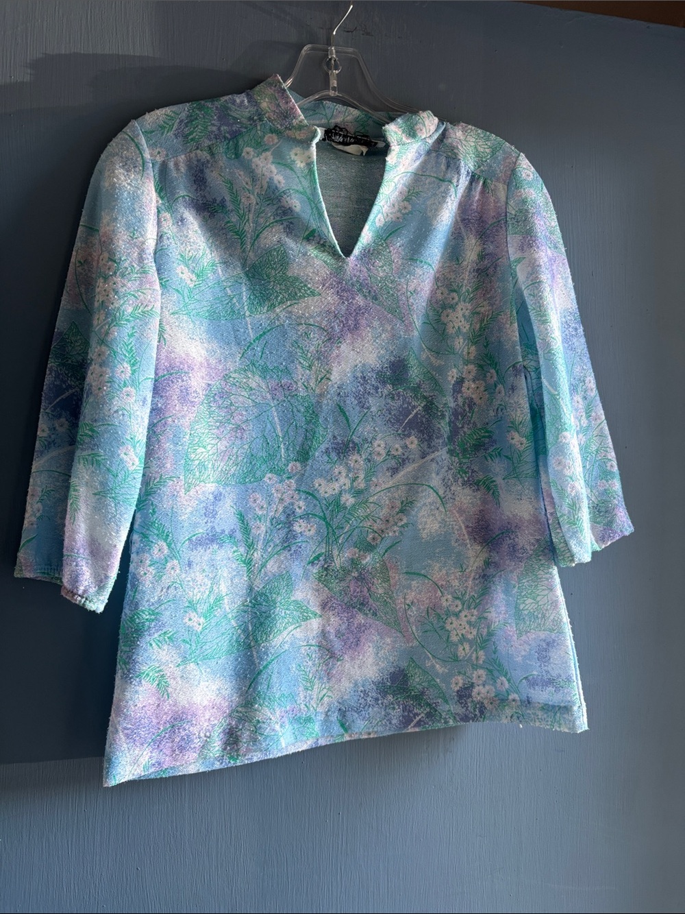 Pastel Floral V‑Neck Tunic Top in Aqua and Lavender